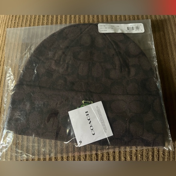 Coach Cosmic Coach Signature Robot Print Knit Beanie nwt in packaging - Picture 2 of 3